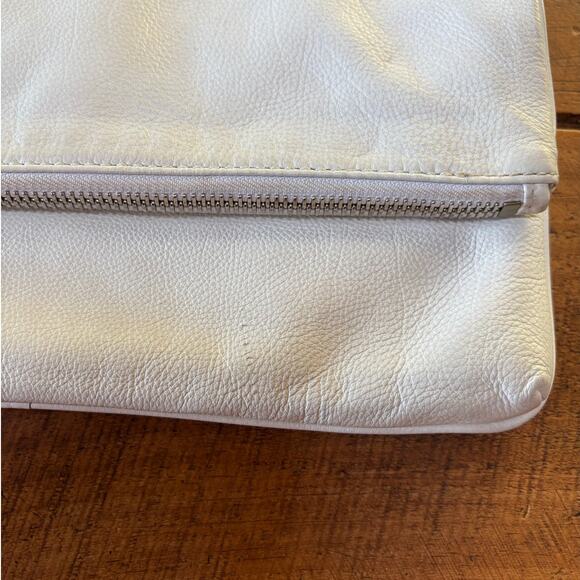 Michael Kors White Pebbled Leather Fold Over Clutch Shoulder Bag Tassel - Picture 5 of 14